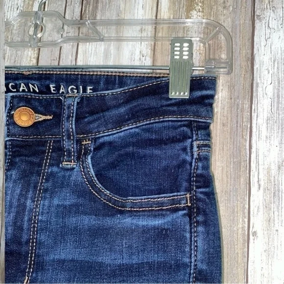 American Eagle Next Level Stretch Super High Rise Jegging Fray Bottom Jeans - Picture 2 of 8